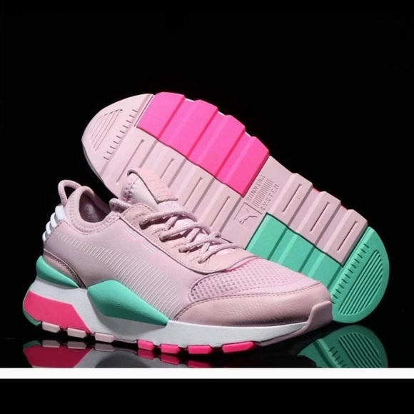 Puma Shoes - Puma RS-0 Play 🦄